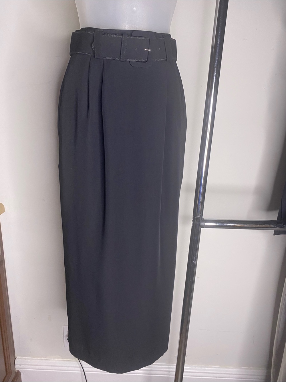 Vintage Italian designed made in USA Black High-Waist Long Skirt with Belt